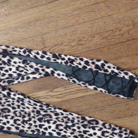 Victoria Secret Leggings - Picture 4 of 7